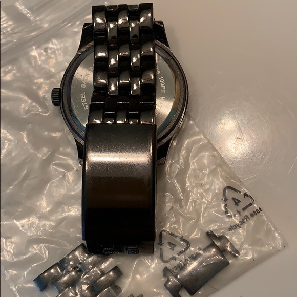 Gun metal grey and black watch - Picture 3 of 3